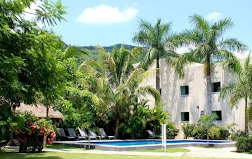 HI Huasteca Inn Hotel